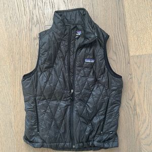 SOLD: Small Woman’s Patagonia vest
